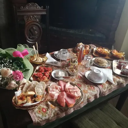 Alojamento de Acomodação e Pequeno-almoço Palace 4*